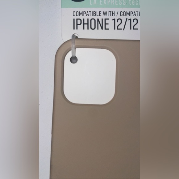 💕3 FOR $15💕 IPHONE 12/12 PRO BROWN PHONE CASE - Picture 5 of 7